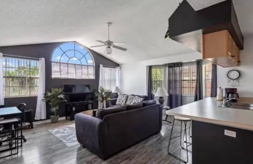 Royal Palm Bay Apartment | condo2/2 pretty Close to Disney