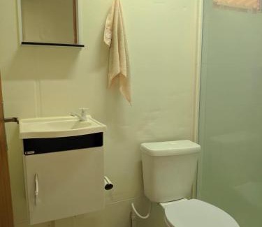 Morretes Apartment | Condomínio Containers está localizado a 900m do centro de Morretes, local calmo e em meio a mata Atlântica