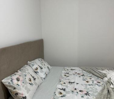 Dom Aquino Apartment | Condominio Ormond