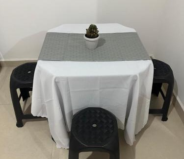 Dom Aquino Apartment | Condominio Ormond