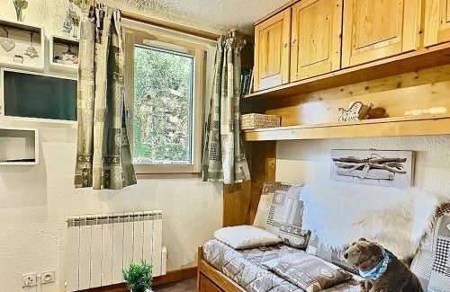 Val-d'Isere Apartment | Confort 2P cabine près du centre, balcon sud, 6 pers - FR-1-411-935