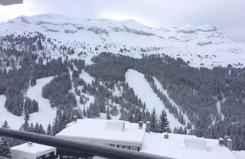 Flaine Apartment | Confortable 2 Pièces Sud avec Terrasse, Piscine, Spa et Parking - Flaine Forêt - FR-1-425-189
