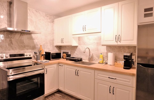 Gay Village Apartment | Confortable 3 ½ central, idéal pour découvrir Montréal