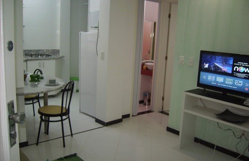 Ipanema Apartment | Confortable separated bed and living room in the heart of Ipanema