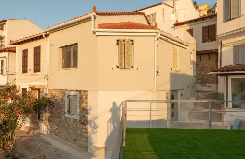 Vathi Apartment | Constantine's Residence