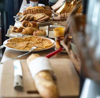 Saint-Brieuc Hotel | Contact Hôtel du Champ de Mars de Saint-Brieuc