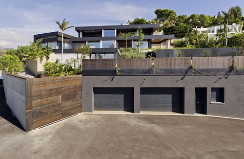 La Herradura Villa | Contemporary Luxury Villa overlooking La Herradura Bay