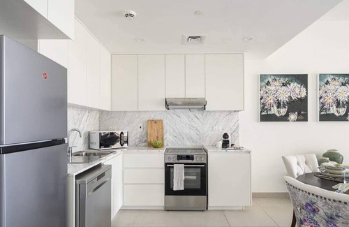 Umm Suqeim 3 Apartment | Contemporary 1BR Apartment in Madinat Jumeirah!