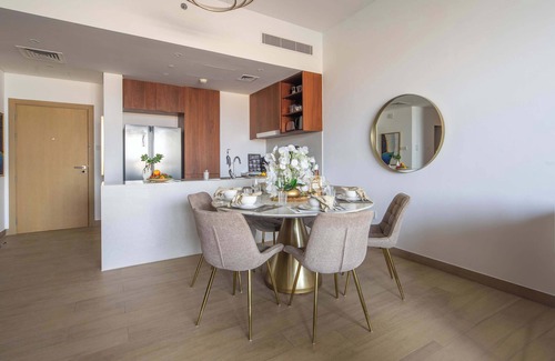 Dubai Apartment | Contemporary 2BR Close Distance to La Mer Beach