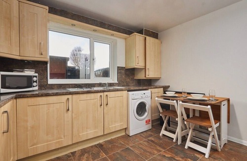 Hartlepool House | Contemporary 3-Bedroom Home in Hartlepool