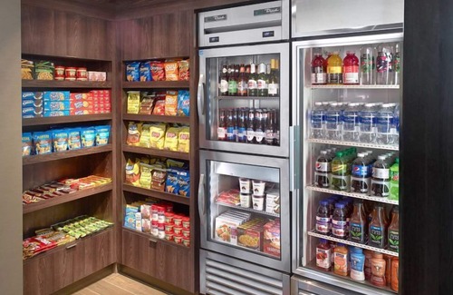 Morrisville Apartment | Contemporary and spacious hotel! Pets Allowed, Pool!