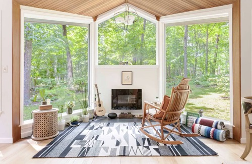 Madison House | Contemporary and Stylish, 4-Bedroom, Madison CT