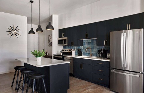 Edgehill Condo | Contemporary Condo in Heart of Music Row