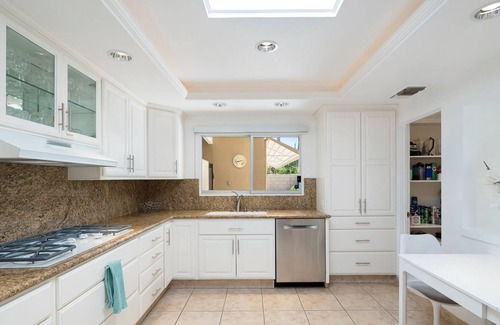 Vista Las Palmas House | Contemporary Elegance