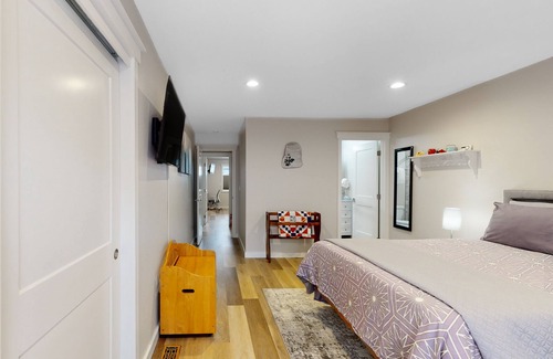 Eureka House | Contemporary hideaway with an updated kitchen, fast WiFi, & washer/dryer