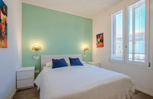 Santa Maria Novella Apartment | Contemporary House in Florence