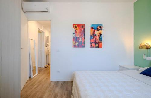 Santa Maria Novella Apartment | Contemporary House in Florence