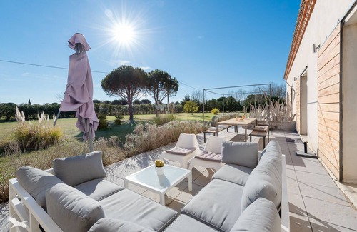 Saint-Laurent-d'Aigouze House | CONTEMPORARY MAS IN CAMARGUE WITH HEATED SWIMMING POOL, 2 JACUZZIS AND SAUNA