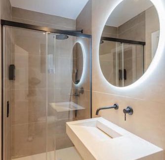 La Trinidad Apartment | Contemporary Minimalist Apartment by REMS