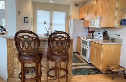 Pocono Pines House | Contemporary, Private, Pocono Mountain Escape (waterfront)