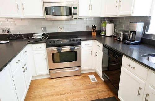 Wainscott Woods House | Contemporary Saltbox Hamptone Home 3 bedrooms, New 20x40 Heated Saltwater Pool