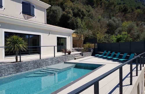 La Trinite Villa | CONTEMPORARY VILLA BETWEEN NICE AND VILLEFRANCHE SUR MER