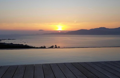 Pietrosella Villa | CONTEMPORARY VILLA EXCEPTIONAL VIEW