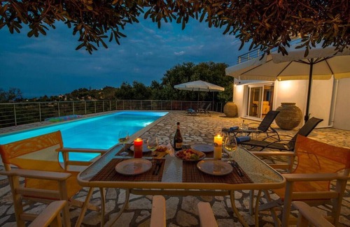 Koutsi Villa | Contemporary Villa with Pool Views