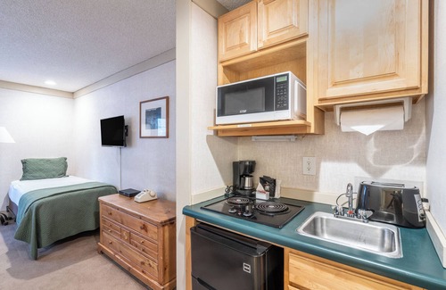 Telluride Hotel | Convenient and Affordable Hotel Room in Telluride