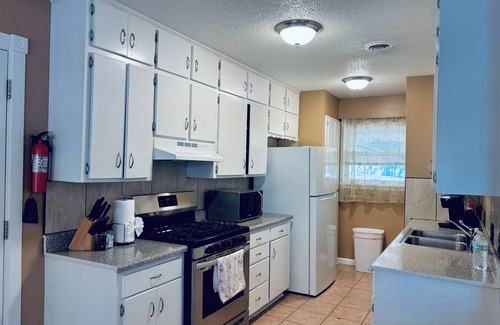 Springdale House | Convenient and Clean Home 1 BR