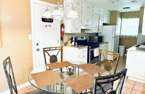 Springdale House | Convenient and Clean Home 1 BR