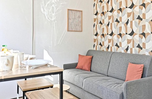 Quinze-Vingts Apartment | Convenient apartment near Gare de Lyon