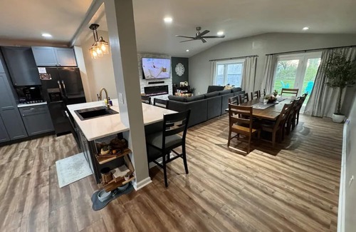 Indianapolis House | Convenient Comfort in the Heart of Indy