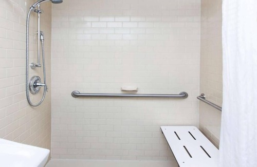 Fossil Creek House | Convenient Location! Pets Allowed, Free Parking Onsite
