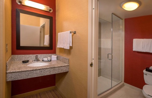 Durham Hotel | Convenient Stay, Superb Location! 4 Family-friendly Units, Free Parking, Pool