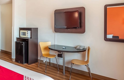 Shelby Hotel | Convenient Stay, Superb Location! 3 Convenient Units, Free Parking