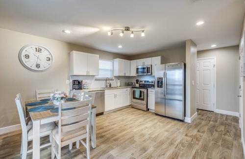 West San Antonio House | Conveniently Close to Lackland & other Attractions
