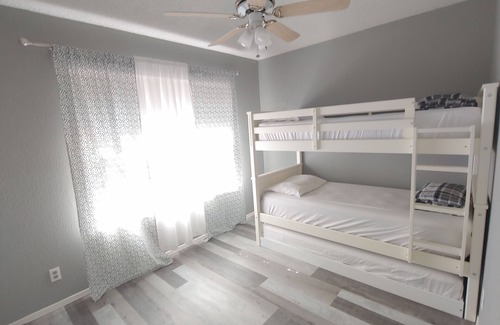 El Paso House | Conveniently Located Remodeled Home