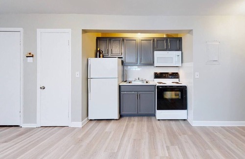 Prospect Hill Apartment | Conveniently Located-Yale-Wine