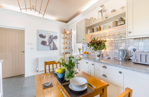 Colwyn Bay House | Conwy Valley View - One Bedroom House, Sleeps 2