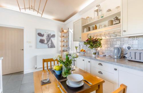 Colwyn Bay House | Conwy Valley View