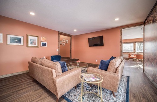 Prescott Condo | Cook & Stay | Full Kitchen + Free Parking