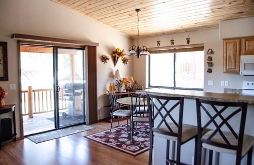Show Low Cabin | Cool Breeze Cabin in Bison Ridge
