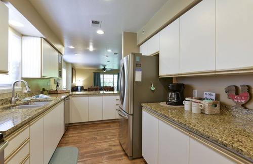 Branson Condo | Cool Fall Rates! Cozy. 2nd bath update! Master spa shower!
