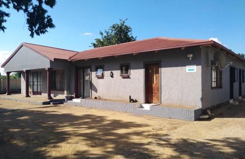 Emfuleni Apartment | Coolden guesthouse