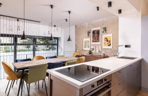 Weissensee Apartment | COOLEST Apartment in Berlin, easy Check-in, cozy, near city center - 4 room maisonette #1