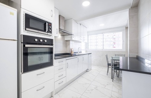 Benidorm Apartment | Copacabana 10-B