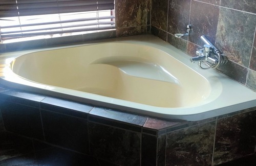 Ha-Lambani Cabin | Copacopa Lodge and Conference Centre