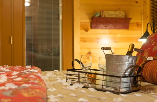 Hochatown Cabin | Copper Creek Open Cabin with Game Room and Hot Tub on the Deck by RedAwning
