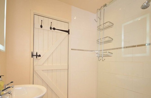 Kerne Bridge Apartment | Coppett · 14th c. Conversion nestled in the Wye Valley